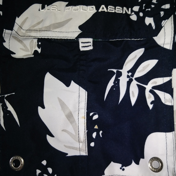 U.S. Polo Assn. Swim Shorts Size XL - Picture 7 of 8